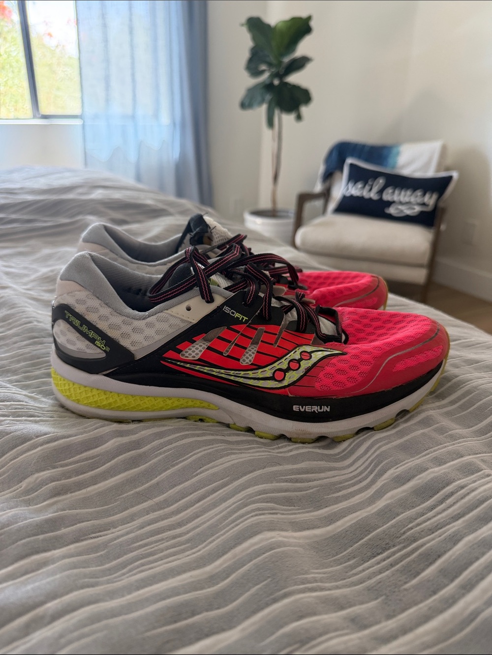 Saucony Women's Hot Pink & Neon Yellow Running Shoes